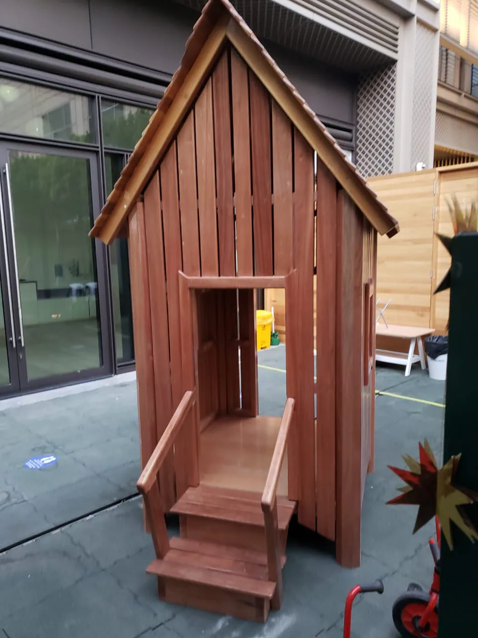 Custom children’s play equipment detail