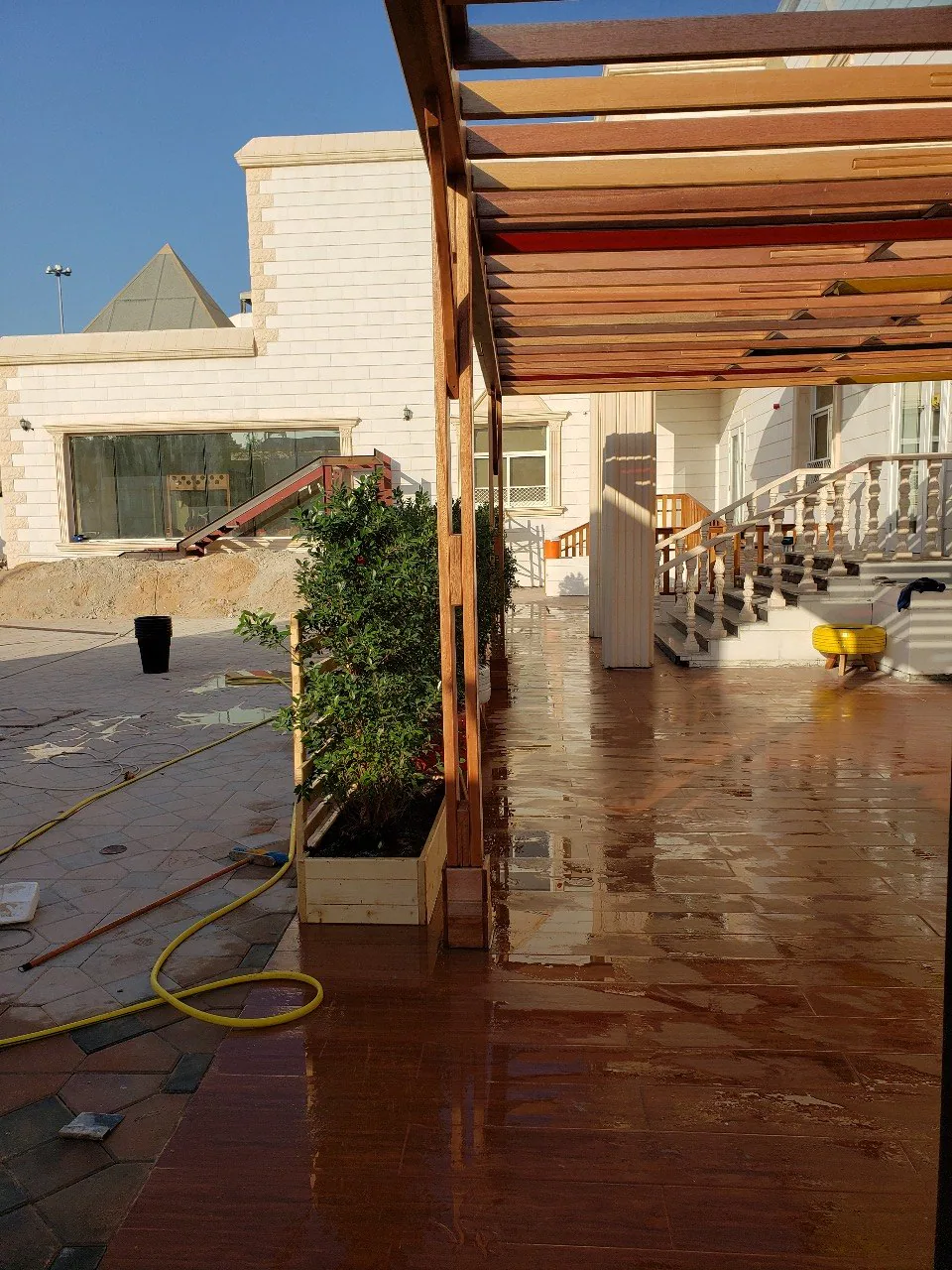 Pergola solution during the work
